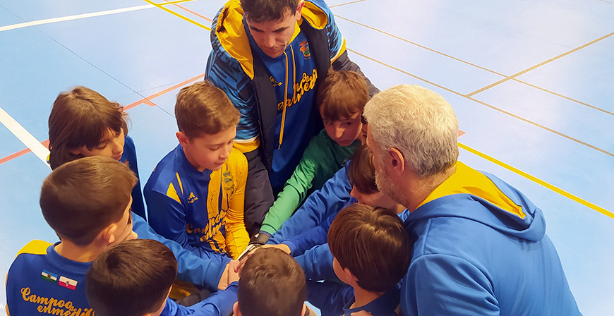 Los benjamines A de Enmedio consolidan el liderato con una importante victoria ante el segundo clasificado
