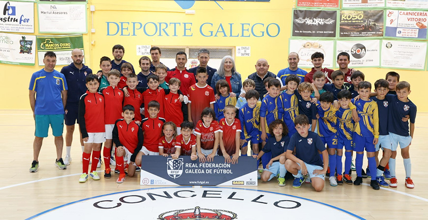 Los benjamines de Enmedio disputaron el Campeonato de Espaa de ftbol sala