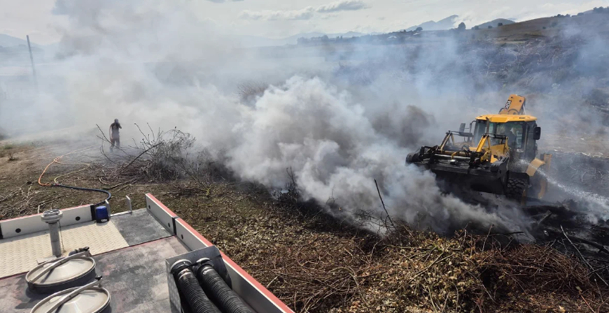 Los bomberos extinguieron un incendio de vegetaci�n en Reinosa