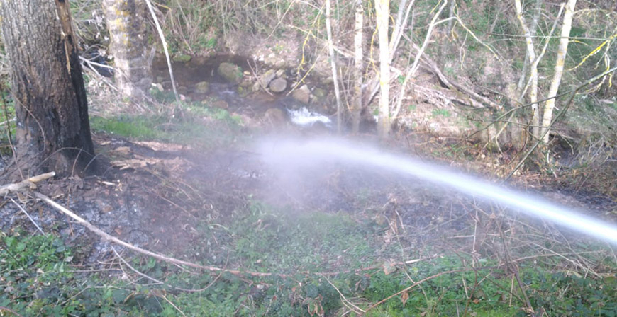 Los bomberos realizan varias intervenciones en Campoo de Suso