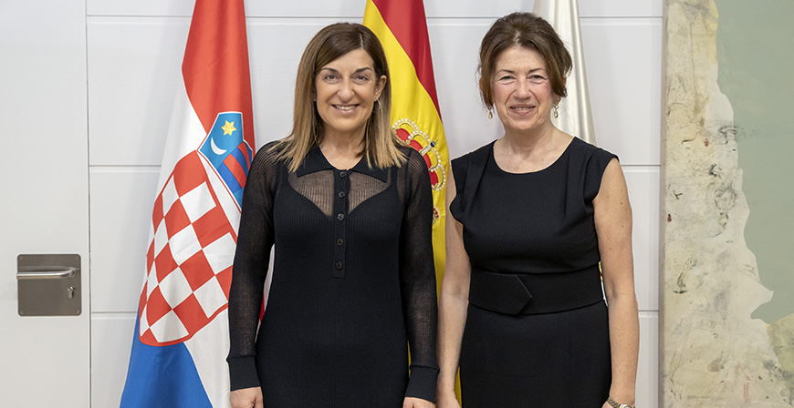 Buruaga recibe a la embajadora de Croacia en Espaa, Nives Malenica