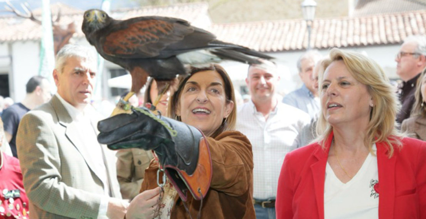 Buruaga reitera el compromiso del Gobierno con la Cantabria rural que ha conseguido sacar al lobo del LESPRE y 