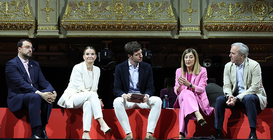 Buruaga reivindica el talento cntabro en el foro 'Talet 2024' de Madrid