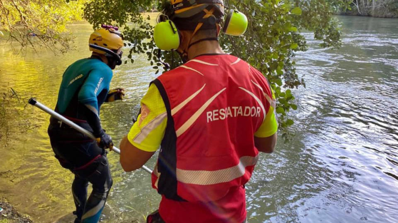 Buscan a un pescador de 70 aos desaparecido cerca de Aldea de Ebro