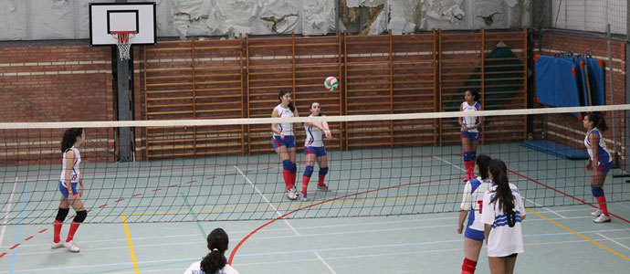 Las cadetes y alevines del CRC Voleibol pierden ante el ESVOL en dos encuentros muy disputados