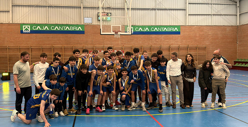 Los cadetes de baloncesto de Enmedio ganas todos los partidos y se alzan con el campeonato de Liga de Tercera Divisi�n