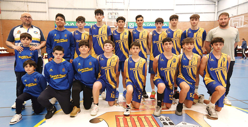 Los cadetes de baloncesto de Enmedio ganas todos los partidos y se alzan con el campeonato de Liga de Tercera Divisi�n