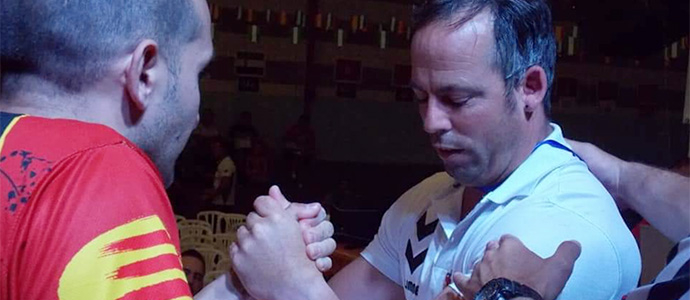 Camilo Vega logra el subcampeonato de Espaa de Lucha de Brazos mster en 70 kg