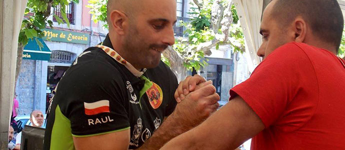 Camilo Vega y Ral Fernndez, campeones de Espaa de Lucha de Brazos