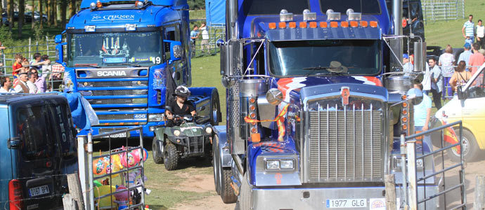 Camiones y motos en las Fiestas de San Pedro