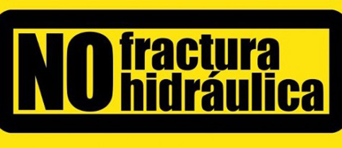 Campaa informativa contra el fracking en Valderredible y Valdeprado del Ro 