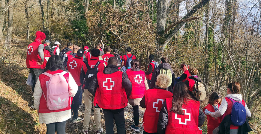Campoo acogi una jornada de voluntariado ambiental de Cruz Roja con el proyecto LIBERA