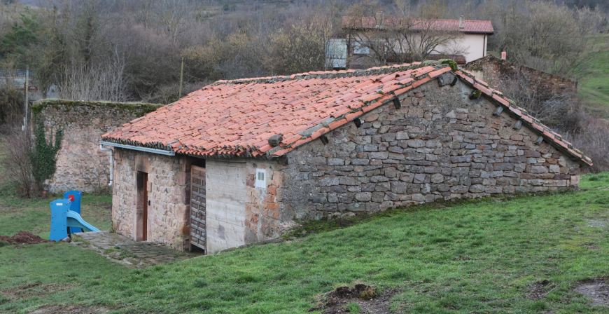 Campoo de Enmedio ejecuta varias actuaciones de mejora de la seguridad en distintos pueblos