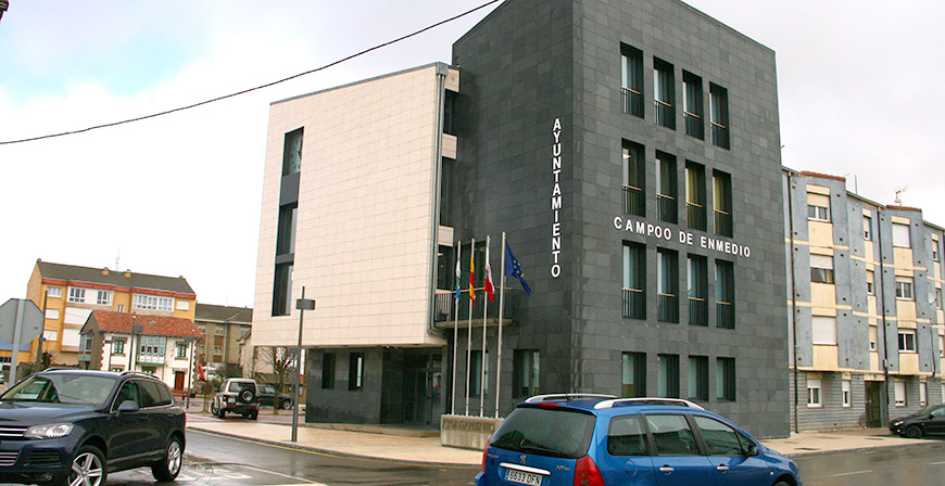 Campoo de Enmedio impulsa nuevos servicios municipales y solicita ayudas para instalar desfibriladores