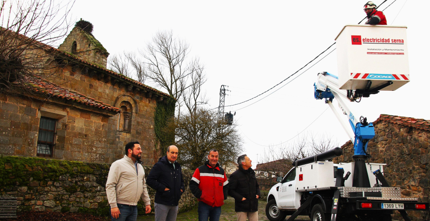 Campoo de Enmedio cambia 695 puntos de luz a tecnologa led