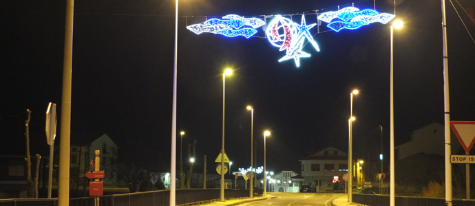 Campoo de Enmedio tambin ilumina la Navidad