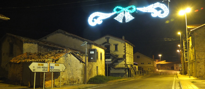 Campoo de Enmedio tambin ilumina la Navidad