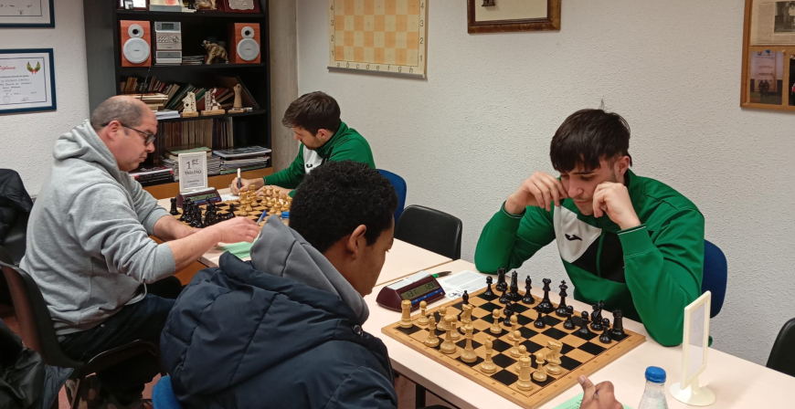 El Campoo 'A' firma un contundente 4-0 y consolida su liderato al frente de Segunda Divisi�n