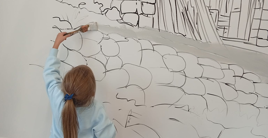 Campoo de Suso culmina un mural colaborativo en homenaje a su memoria colectiva
