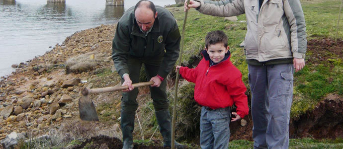 Campoo de Yuso celebra hoy el 'Da del rbol'