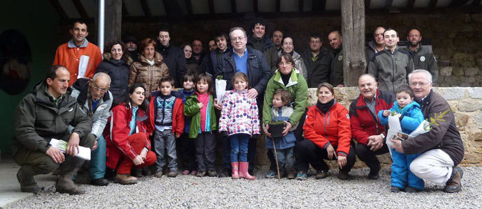 Campoo de Yuso celebra hoy el 'Da del rbol'