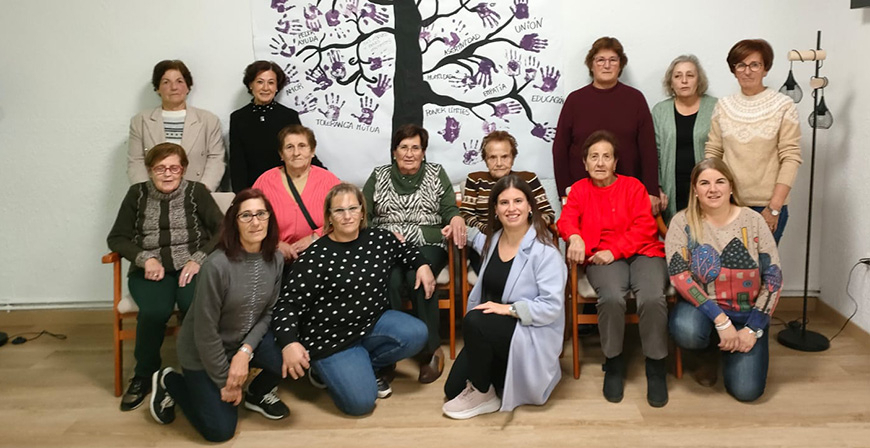 Campoo de Yuso celebr el 25N con un 'rbol del Respeto' 