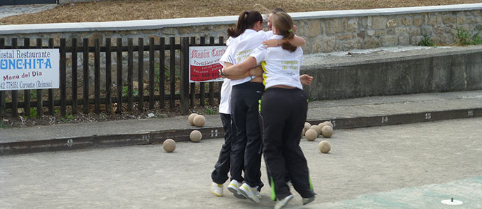 Campoo de Yuso conquista una nueva Liga Regional Femenina