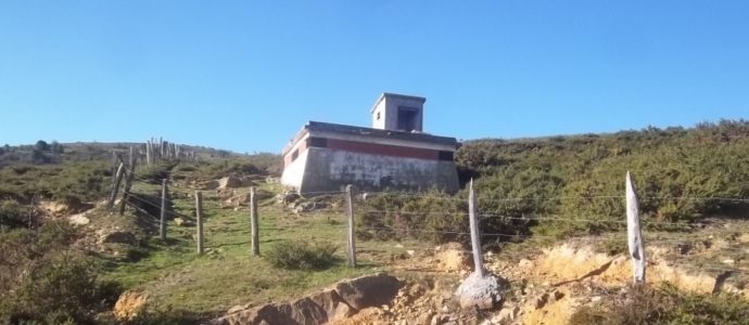 Campoo de Yuso construye un refugio para murcilagos en un depsito abandonado de Lanchares
