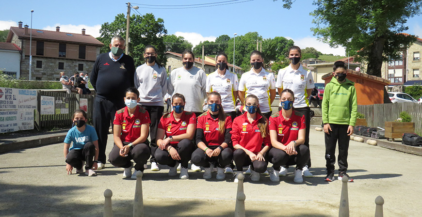 Campoo de Yuso firma tablas ante el lder