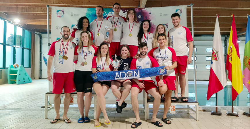 'La Campurriana' se cuelga el bronce de la Liga Norte de natacin