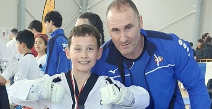 El campurriano Marino Rold�n, del Mundial de Tokio al oro en Segovia junto a sus hijos 