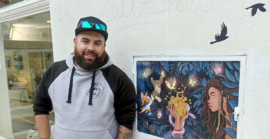 El campurriano Nando Moutinho participa en la muestra colectiva de arte urbano 'Terrenal'
