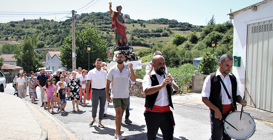 Caeda festeja a San Pantalen