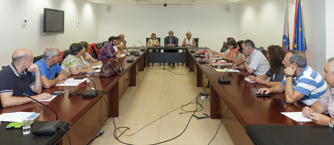 Cantabria abonar en noviembre a sus funcionarios parte de la paga extra suprimida en 2012