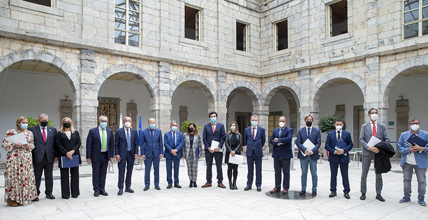 Cantabria constituye una Alianza por la Industria 