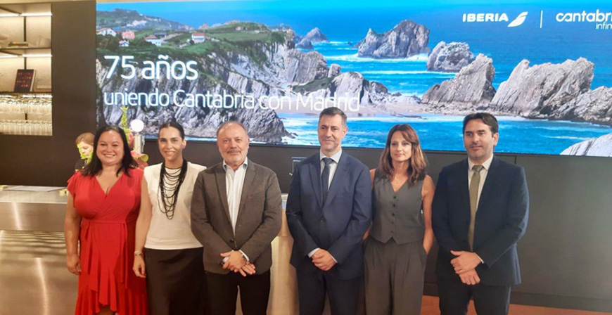 Cantabria e Iberia celebran los 75 aos del primer vuelo Santander-Madrid con un taller de sobado artesanal de anchoas
