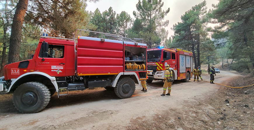 Cantabria enviar� hoy un nuevo operativo con 10 bomberos y dos Agentes del Medio Natural para colaborar en las tareas de extinci�n de los incendios de Madrid y �vila