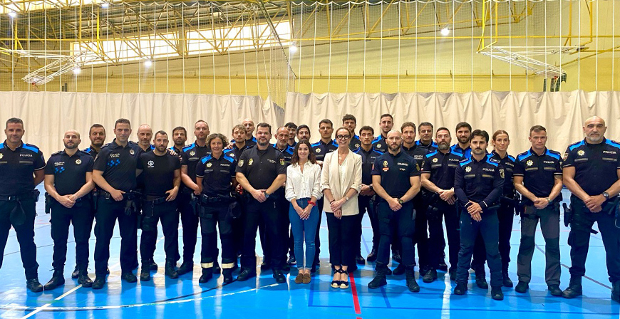 Cantabria forma por primera vez a polic�as locales en t�cnicas de autoprotecci�n e intervenci�n policial