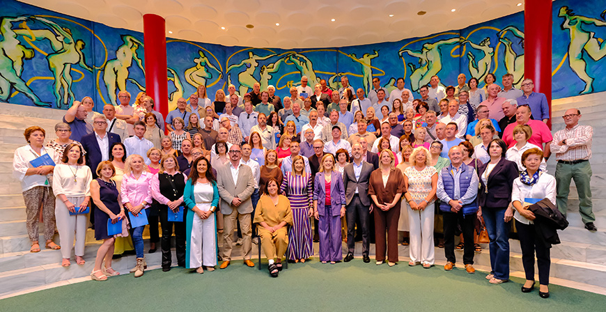 Cantabria homenajea a los 284 empleados p�blicos jubilados en el �ltimo a�o
