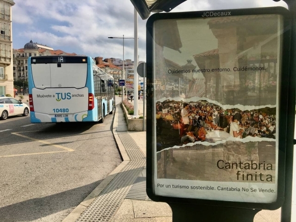 Cantabria no se vende desarrolla una campaa por un turismo sostenible con intervenciones callejeras