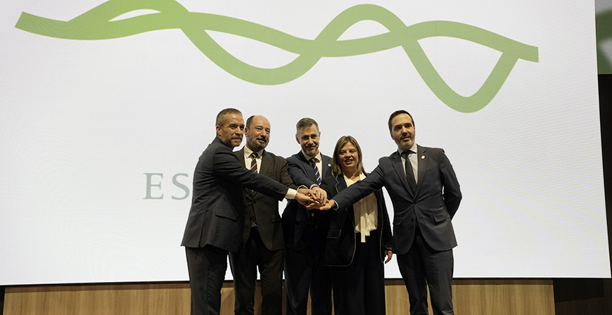 Cantabria pasa a Asturias el testigo de la coordinaci�n de la marca tur�stica 'Espa�a Verde' en Fitur 