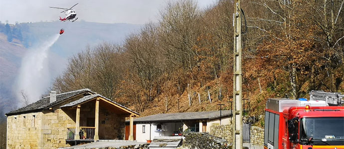 Cantabria tiene 17 incendios activos y se mantiene el operativo de 760 efectivos