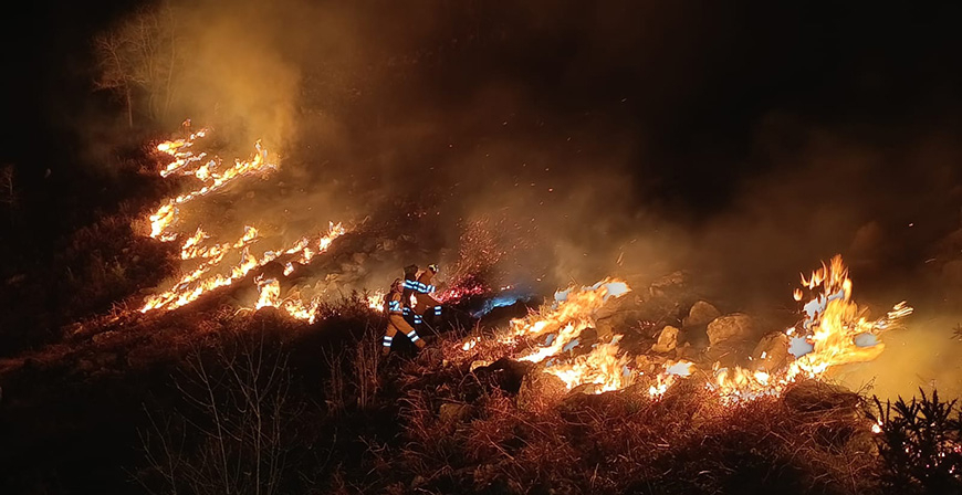 Cantabria tiene 21 incendios forestales activos, 11 controlados y 2 estabilizados