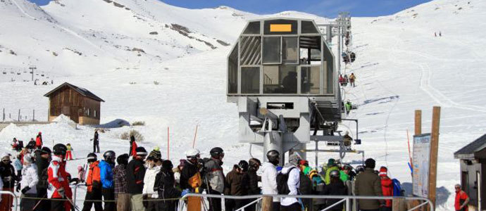 Cantur analiza los cuatro proyectos para innivar Alto Campoo