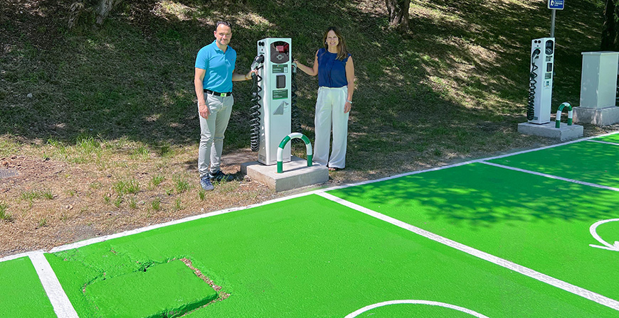 Cantur pone en servicio 74 puntos de recarga para veh�culos el�ctricos distribuidos en sus instalaciones, 26 de ellos en Alto Campoo 