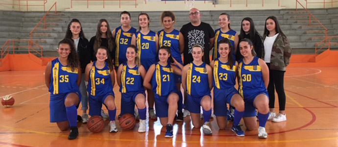 Cara y cruz para el baloncesto de Campoo de Enmedio en el inicio liguero