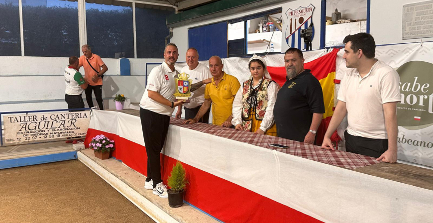 Carlos Alberto Garca conquista el XX Concurso Feria del Queso de Pesquera