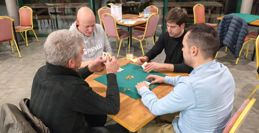 Carlos Garc�a y Jes�s �ngel G�mez ganan el XV Marat�n de Mus de Gamesa