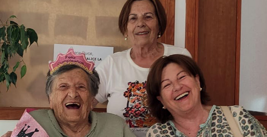 Carmen Ceballos celebra 107 aos de vitalidad