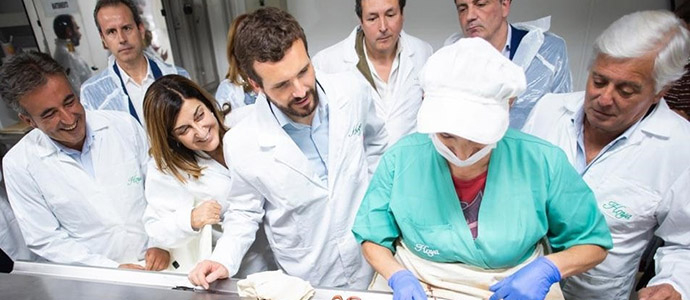 Casado se compromete a que el AVE llegue en 
